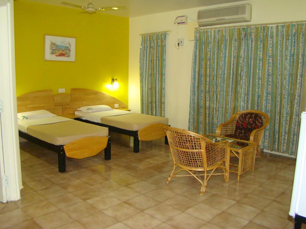 Tom'S Hotel Bangalore Ruang foto